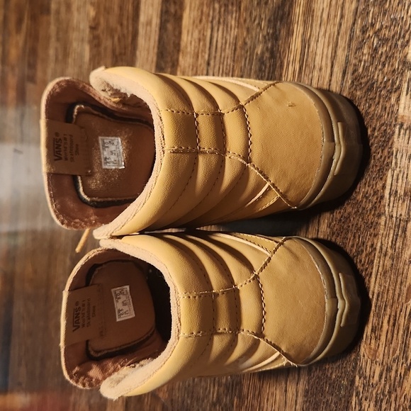 Vans Off the Wall Sk8 Hi Reissue Vansbuck Light Gum Mono Shoes - Picture 2 of 9